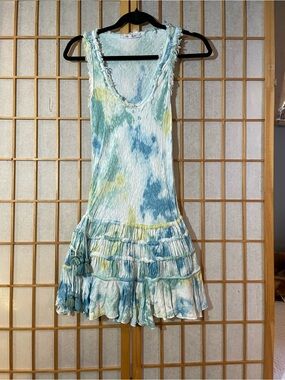 Gab & Kate Tie-Dye Crinkle Mini Dress – Blue & Yellow Ruffle Drop Waist